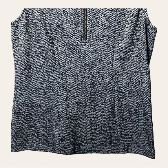 1138. CABI CECE SLEEVELESS TOP BLACK HERRINGBONE TWEED ZIP POCKETS SIZE SMALL - Picture 10 of 10